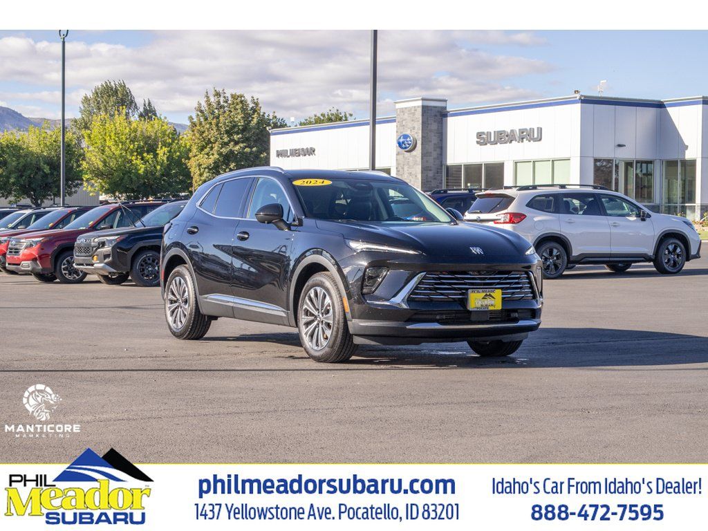 Used 2024 Buick Envision Preferred AWD/4WD image 1