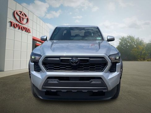New 2026 Toyota Tacoma TRD Off-Road AWD/4WD image 8