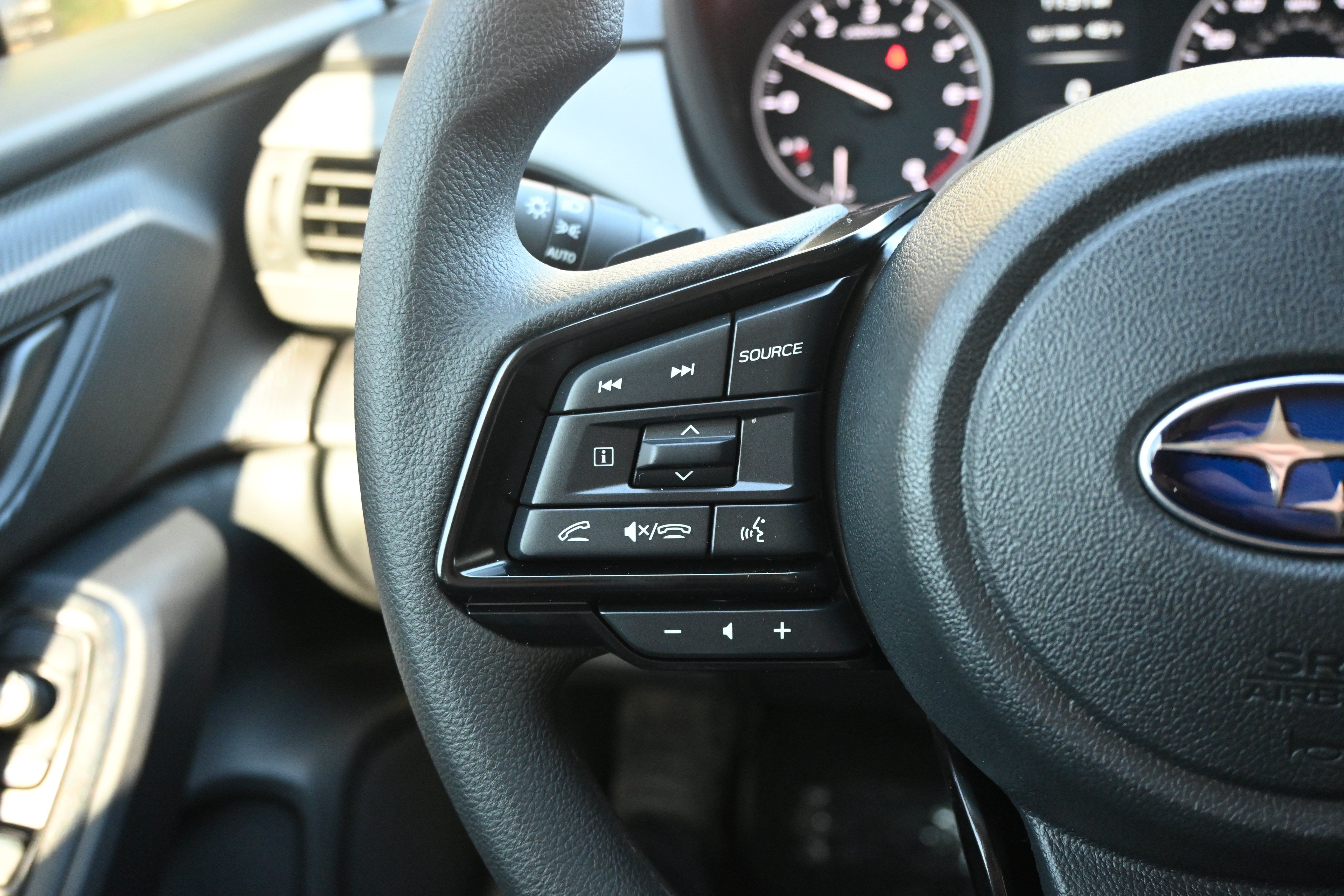 Used 2026 Subaru Crosstrek 2.5i Premium AWD/4WD image 18