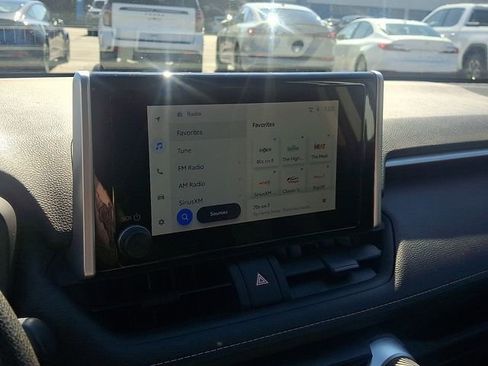 Used 2024 Toyota RAV4 XLE image 18