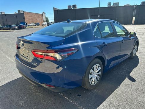 Used 2024 Toyota Camry LE FWD image 5