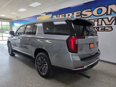 Used 2026 GMC Yukon XL Elevation AWD/4WD image 5