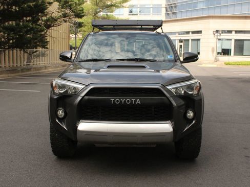 Used 2016 Toyota 4Runner Trail Premium AWD/4WD image 3