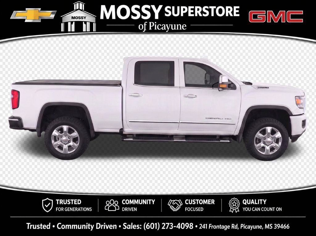 Used 2018 GMC Sierra 2500 Denali w/ Duramax Plus Package AWD/4WD image 10
