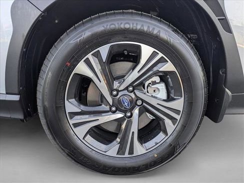 Used 2025 Subaru Crosstrek 2.0i Premium image 10