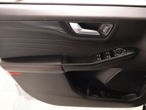 Used 2023 Ford Escape ST-Line w/ Tech Pack #1 FWD image 15