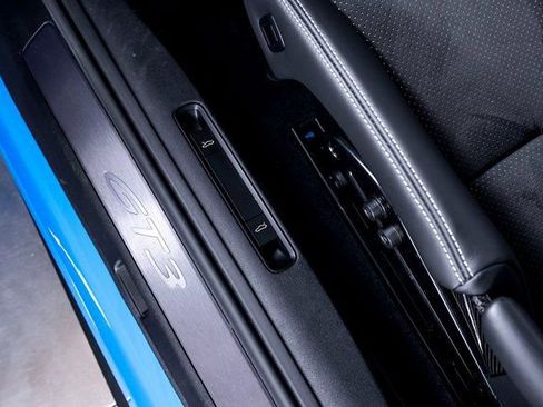 Used 2022 Porsche 911 GT3 RWD image 20