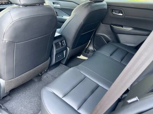 New 2026 Nissan Rogue Dark Armor AWD/4WD image 33