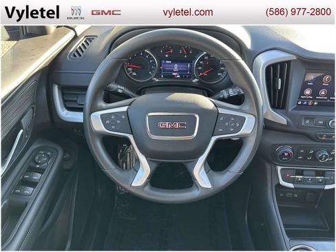 Certified 2023 GMC Terrain SLE w/ Driver Convenience Package image 15