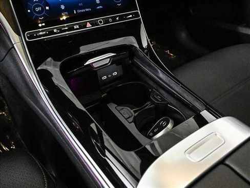 Used 2026 Mercedes-Benz C 300 4MATIC Sedan image 12