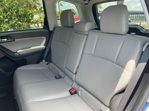 Used 2018 Subaru Forester 2.5i Limited AWD/4WD image 11