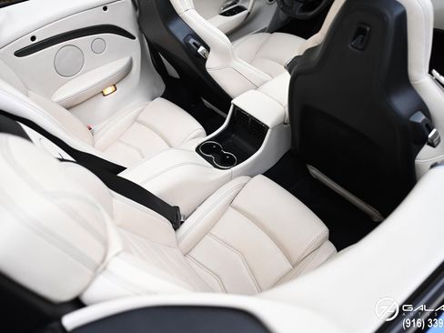 Used 2016 Maserati GranTurismo Sport image 23