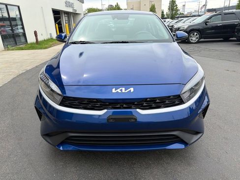 Certified 2023 Kia Forte LXS w/ LXS Technology Package FWD image 4