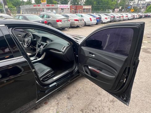 Used 2016 Acura TLX V6 w/ Technology Package FWD image 17