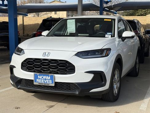 Used 2023 Honda HR-V LX image 1