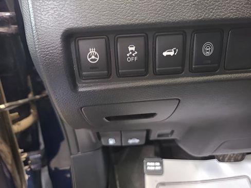 Used 2022 Nissan Murano SL w/ SL Moonroof Package image 9