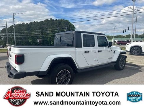 Used 2021 Jeep Gladiator Overland w/ Popular Equipment Package AWD/4WD image 3