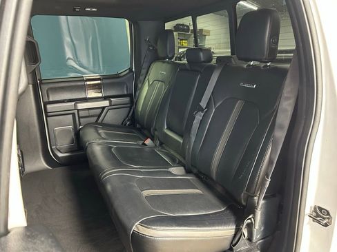 Used 2017 Ford F150 Platinum w/ Equipment Group 701A Luxury AWD/4WD image 37