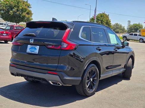 Used 2023 Honda CR-V Sport image 4