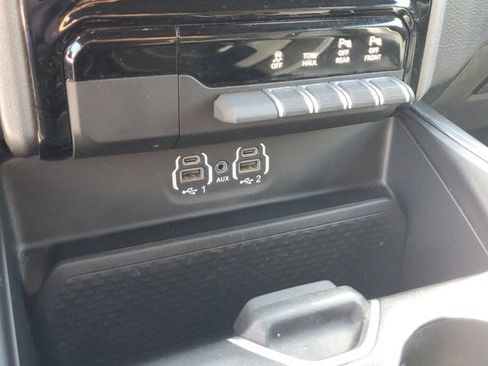 Certified 2023 RAM 1500 Laramie image 28