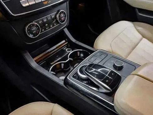 Used 2018 Mercedes-Benz GLS 450 4MATIC w/ Premium Package image 32