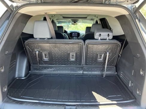Used 2020 Chevrolet Traverse Premier w/ LPO, Floor Liner Package AWD/4WD image 17