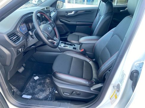 New 2025 Ford Escape ST-Line w/ Tech Pack #1 image 5