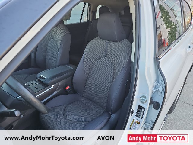 Certified 2022 Toyota Highlander L FWD image 10