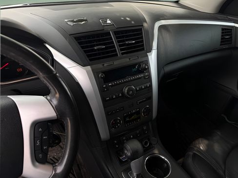 Used 2011 Chevrolet Traverse LT w/ Personal Connectivity Package AWD/4WD image 26