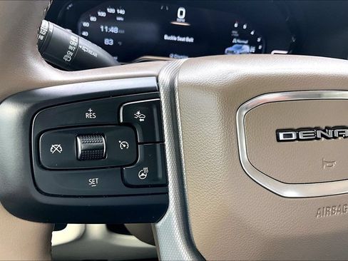 Used 2023 GMC Yukon Denali AWD/4WD image 24