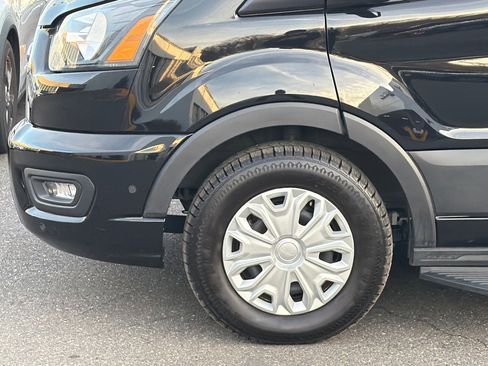 Used 2024 Ford Transit 350 XLT image 5