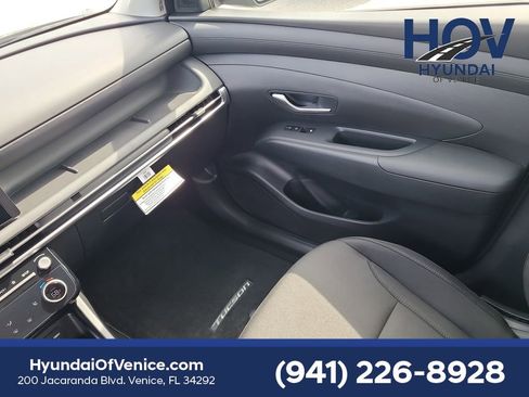 New 2025 Hyundai Tucson SEL image 9