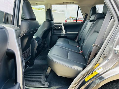 Used 2019 Toyota 4Runner Limited AWD/4WD image 23