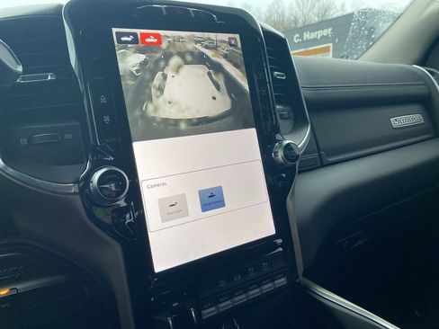 Used 2024 RAM 2500 Laramie w/ Snow Chief Group image 19