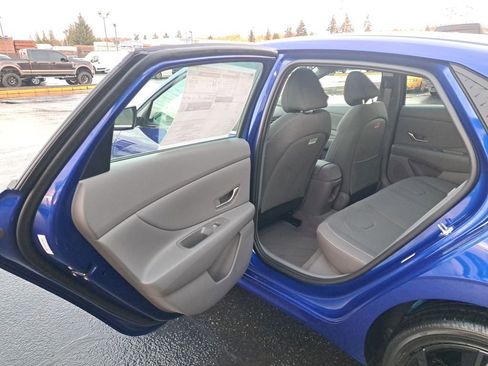 New 2026 Hyundai Elantra SEL Sport image 12