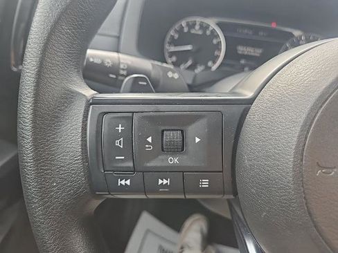 Certified 2024 Nissan Pathfinder S image 15