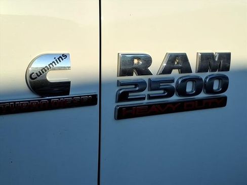 Used 2018 RAM 2500 Tradesman w/ Chrome Appearance Group AWD/4WD image 6