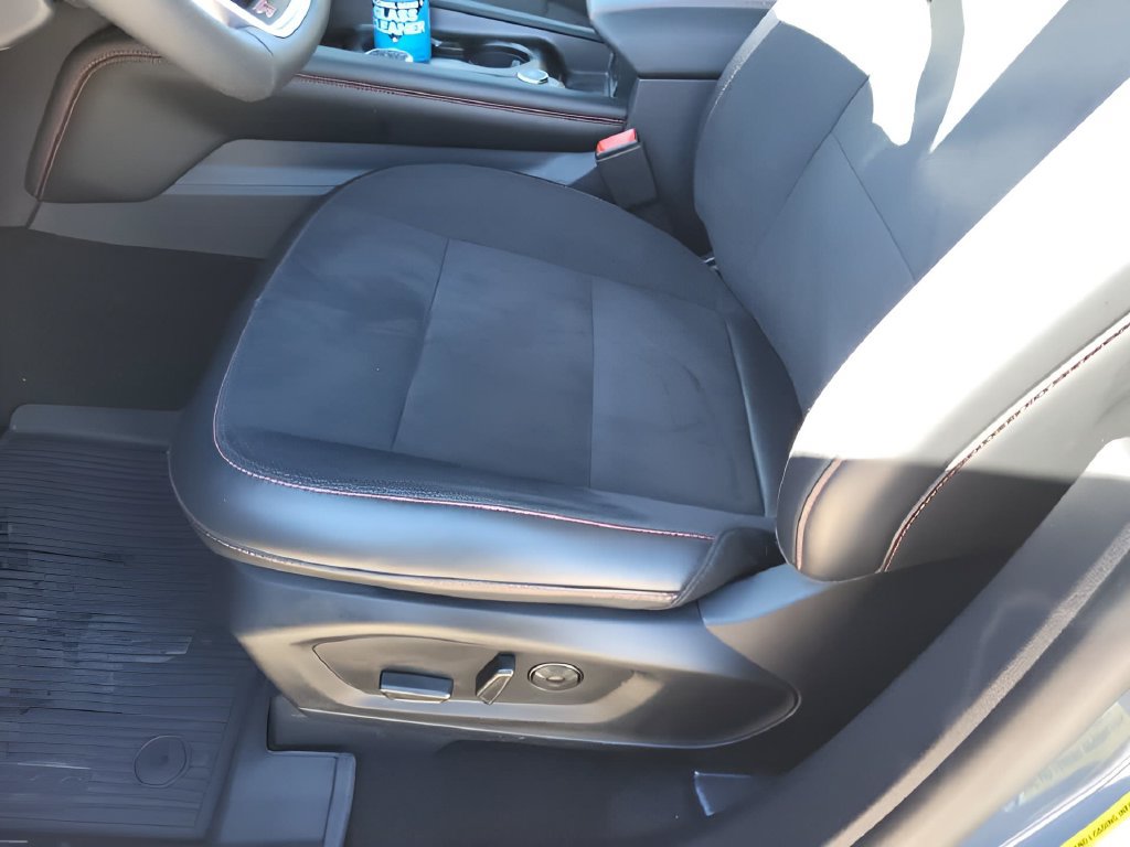 Used 2025 Ford Explorer ST w/ Sun And Sound Package AWD/4WD image 10