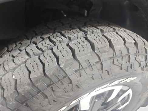 Certified 2022 Nissan Frontier PRO-4X w/ Off-Road Protection Package image 29