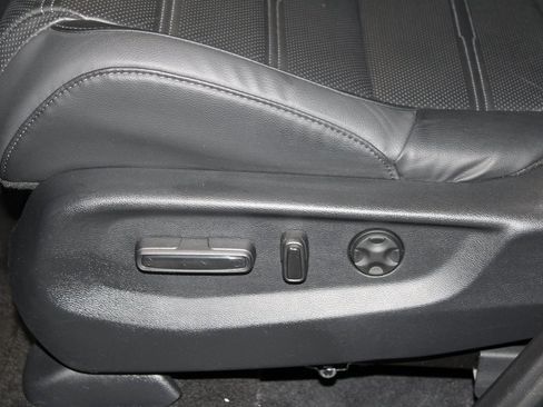 Certified 2022 Honda CR-V EX-L image 13