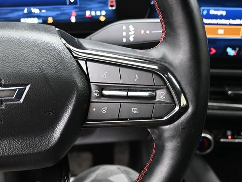 Used 2024 Chevrolet Equinox EV RS image 20