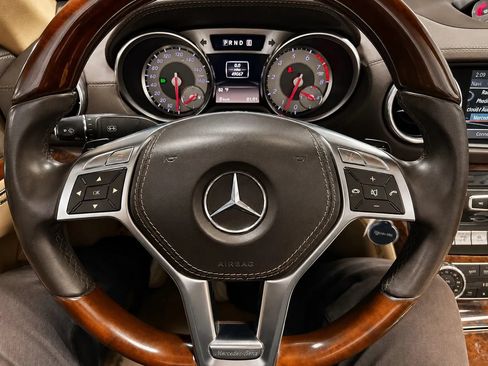 Used 2013 Mercedes-Benz SL 550 image 20