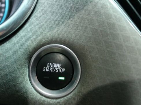 Used 2016 Chevrolet Malibu LT image 23