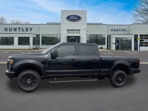Used 2022 Ford F250 Lariat w/ Tremor Off-Road Package AWD/4WD image 6