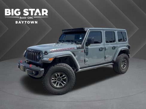Used 2025 Jeep Wrangler Unlimited Rubicon image 1