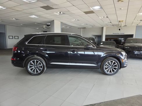 Used 2017 Audi Q7 3.0T Prestige AWD/4WD image 8