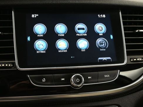 Used 2018 Buick Encore Premium image 23