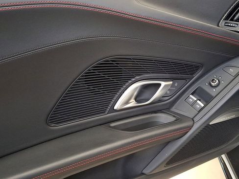 Used 2020 Audi R8 V10 w/ Carbon Exterior Package image 10