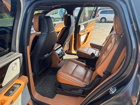 Used 2020 Lincoln Aviator Black Label Grand Touring w/ Class IV Trailer Tow Package AWD/4WD image 8