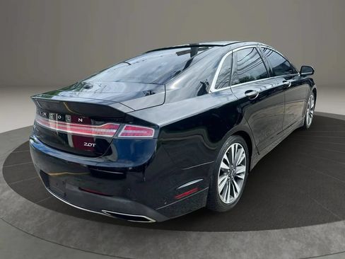 Used 2017 Lincoln MKZ Reserve w/ Technology Package FWD image 5